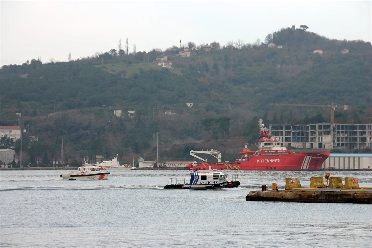 Zonguldak\'ta Batan Geminin Kayıp Mürettebatı Aranıyor