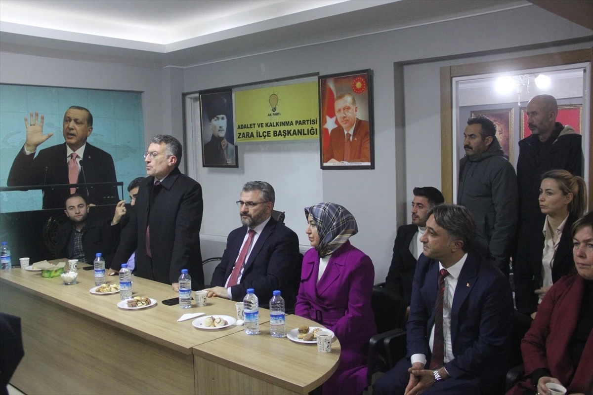 AK Parti TBMM Grup Başkanı Abdullah Güler, Zara ve Suşehri ilçelerinde istişare toplantılarına katıldı