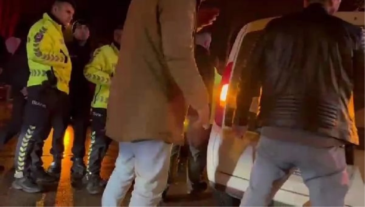 İnegöl\'de alkollü sürücü polislere hakaret etti