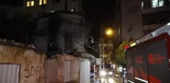 Antalya'da 250 Yıllık Tarihi Metruk Konak Yangında Kullanılamaz Hale Geldi