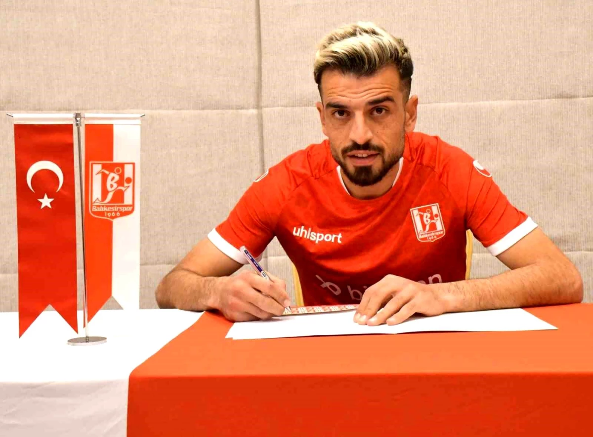 Balıkesirspor, 3 yeni oyuncuyla sözleşme imzaladı