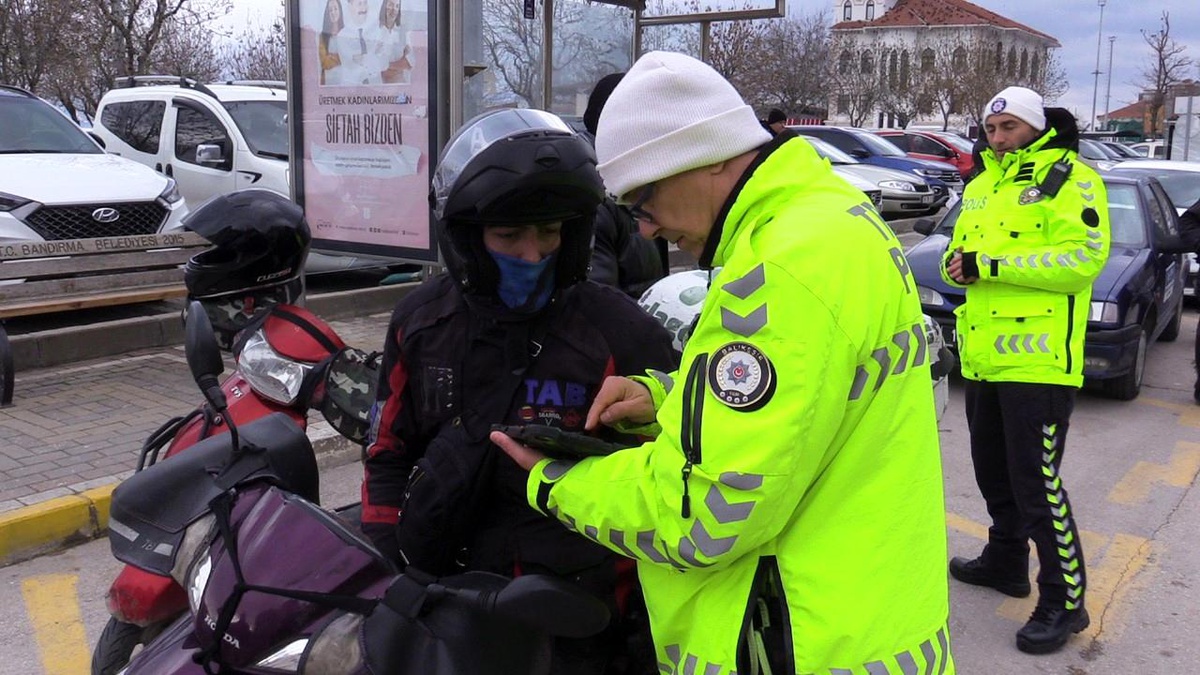 Bandırma\'da 2023 yılında bin 699 motosiklet denetlendi