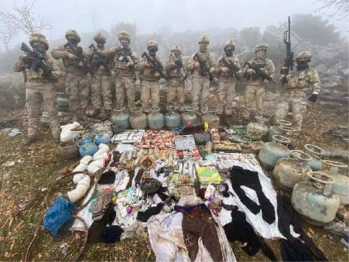 BİNGÖL'de 8 Katlı Mağarada Patlayıcı ve Mühimmat Ele Geçirildi