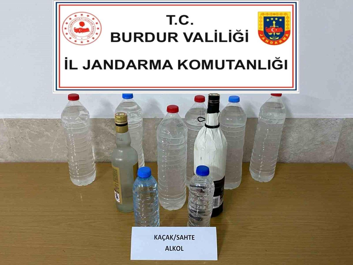Burdur\'da Kaçakçılık ve Uyuşturucu Operasyonunda 3 Tutuklama