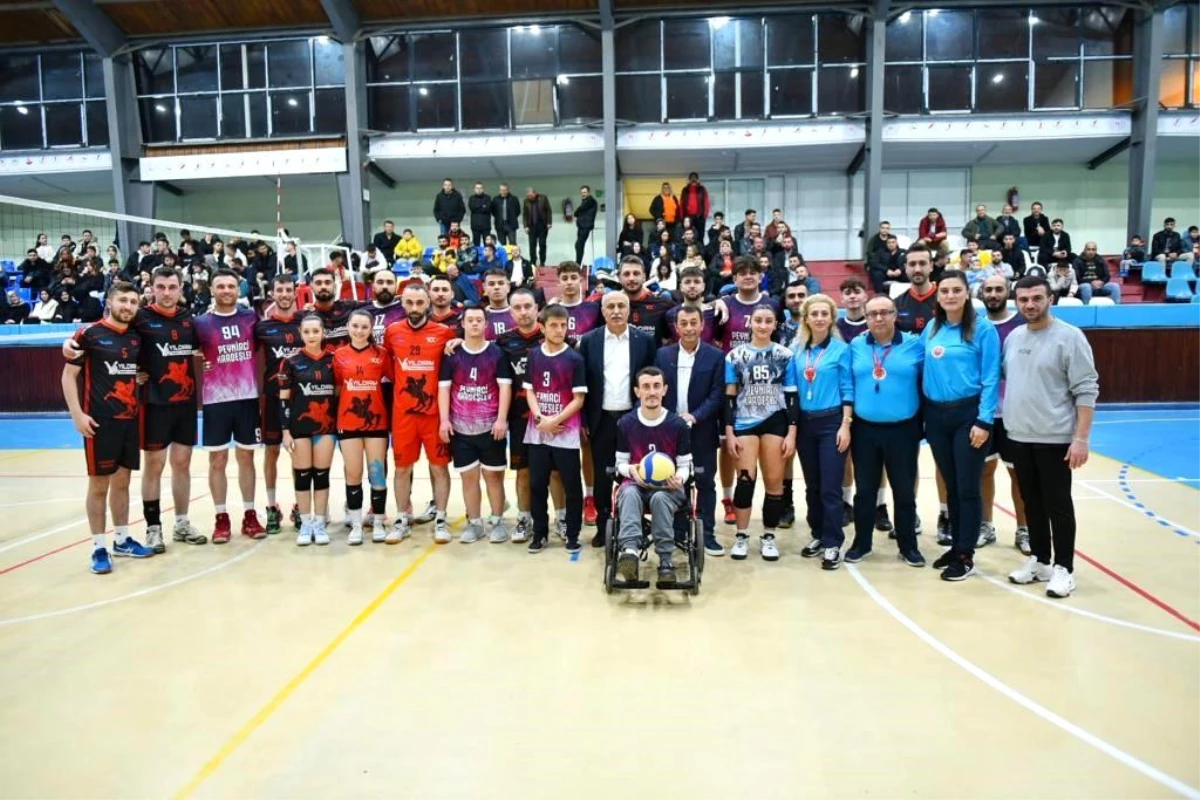 Engelli Takımına Büyük Destek: 100. Yıl Cumhuriyet Kupası Voleybol Turnuvası