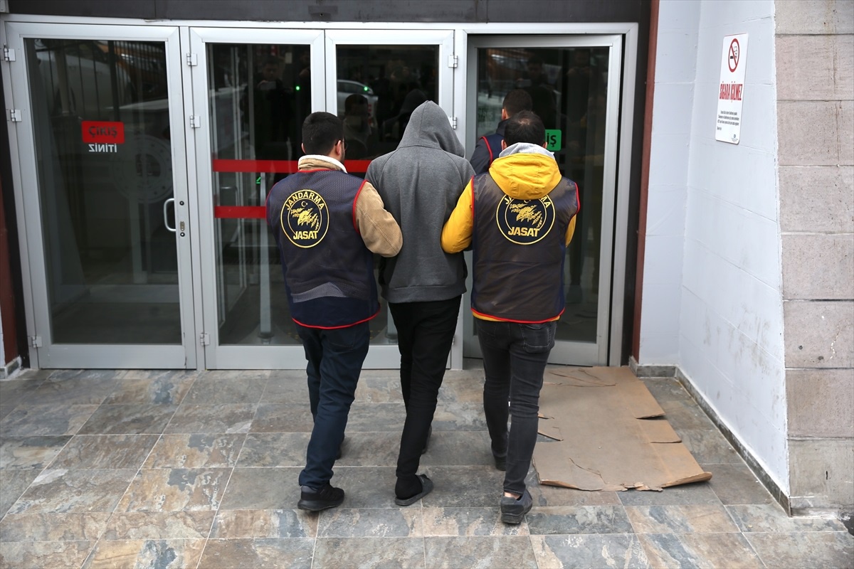 Eskişehir\'de Firari Hükümlü Jandarma Tarafından Yakalandı