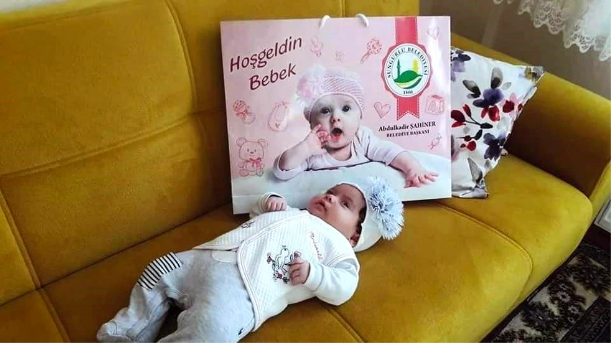 Sungurlu Belediyesi\'nin \'Hoş Geldin Bebek Projesi\'nde bin 371 bebeğe ulaşıldı