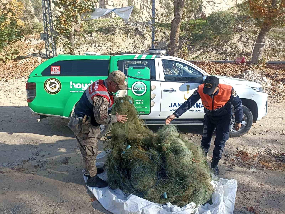 Şanlıurfa\'da Yasak Misina Ağı Kullanan Şahsa Para Cezası