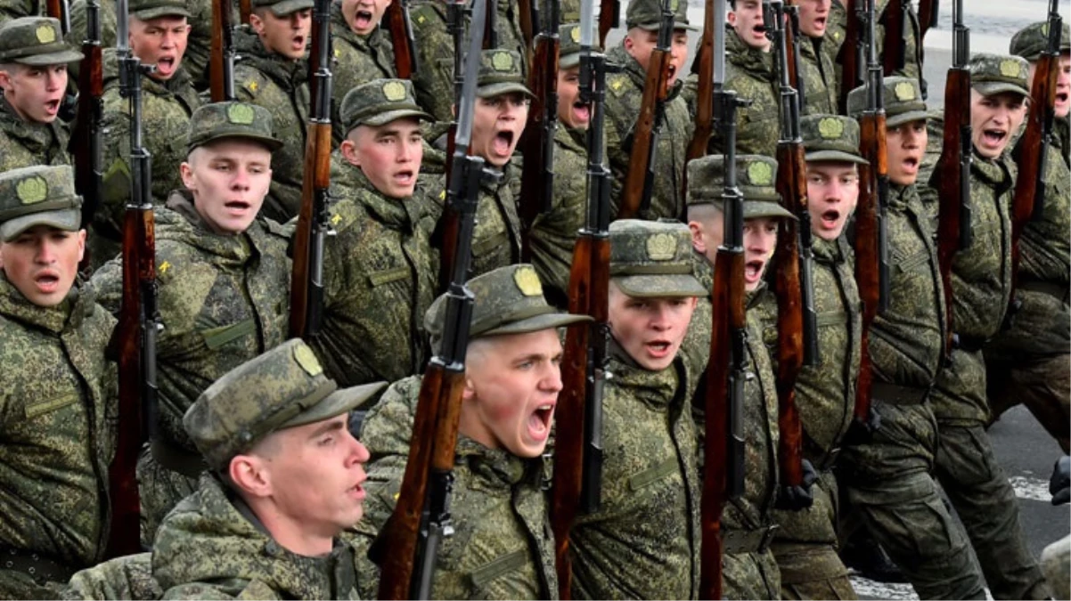 Putin, Ukrayna\'da savaşan yabancı uyrukluları Rus vatandaşlığına alacak