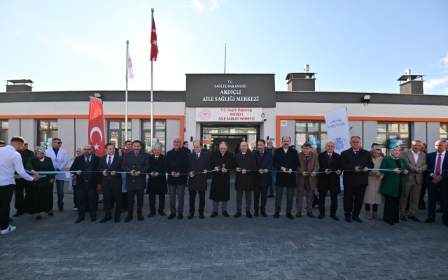 Selçuklu Belediyesi Ardıçlı Sosyal Tesisi ve Aile Sağlığı Merkezi'ni Hizmete Açtı