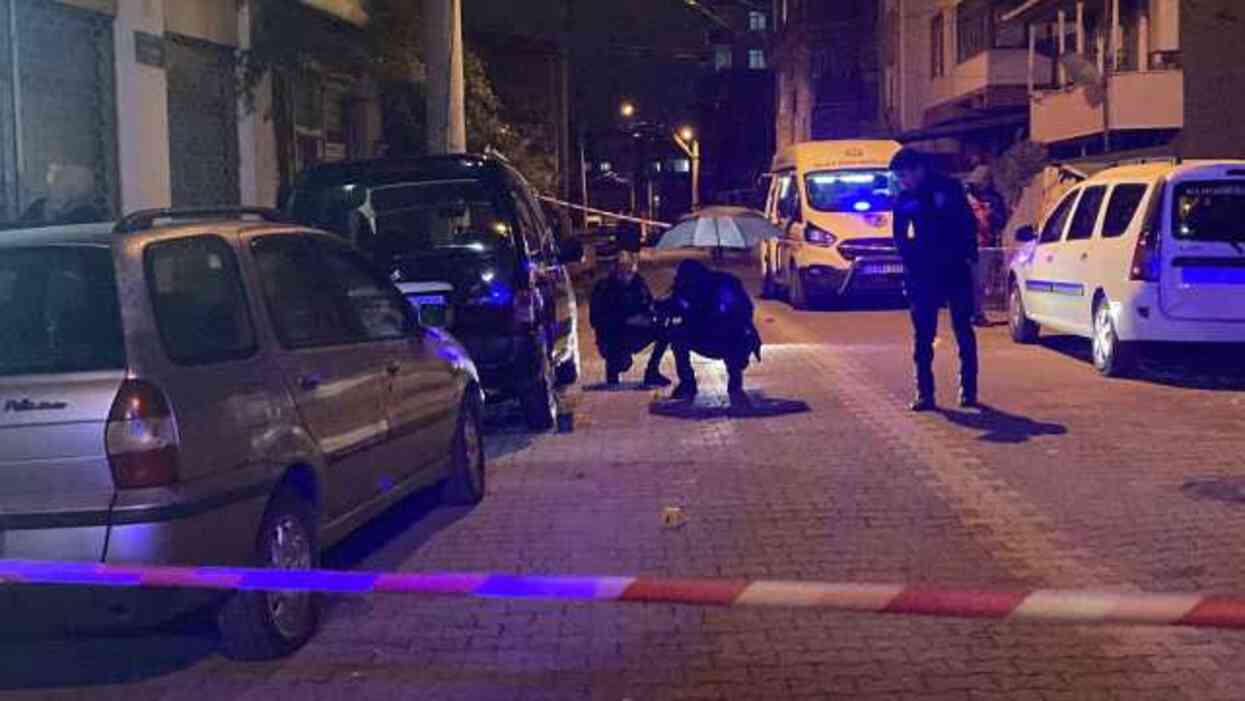 Sokak ortasında eski eşi tarafından vurulan kadın hayatını kaybetti