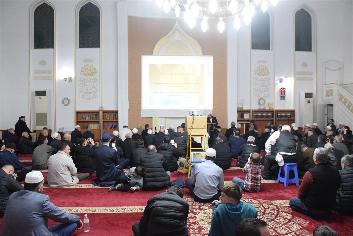 Tiran\'da Mekke\'nin Fethi Kuran-ı Kerim Ziyafeti düzenlendi