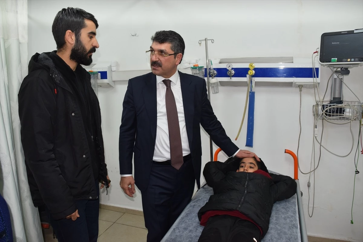 AK Parti Batman Milletvekili Ferhat Nasıroğlu, İluh Devlet Hastanesi ve Ağız Diş Sağlığı Hastanesini ziyaret etti