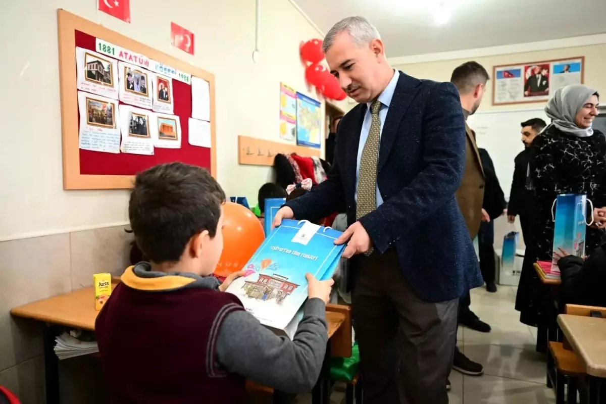 Yeşilyurt Belediye Başkanı Mehmet Çınar, Şahnahan Karşıyaka İlkokulunu Ziyaret Etti