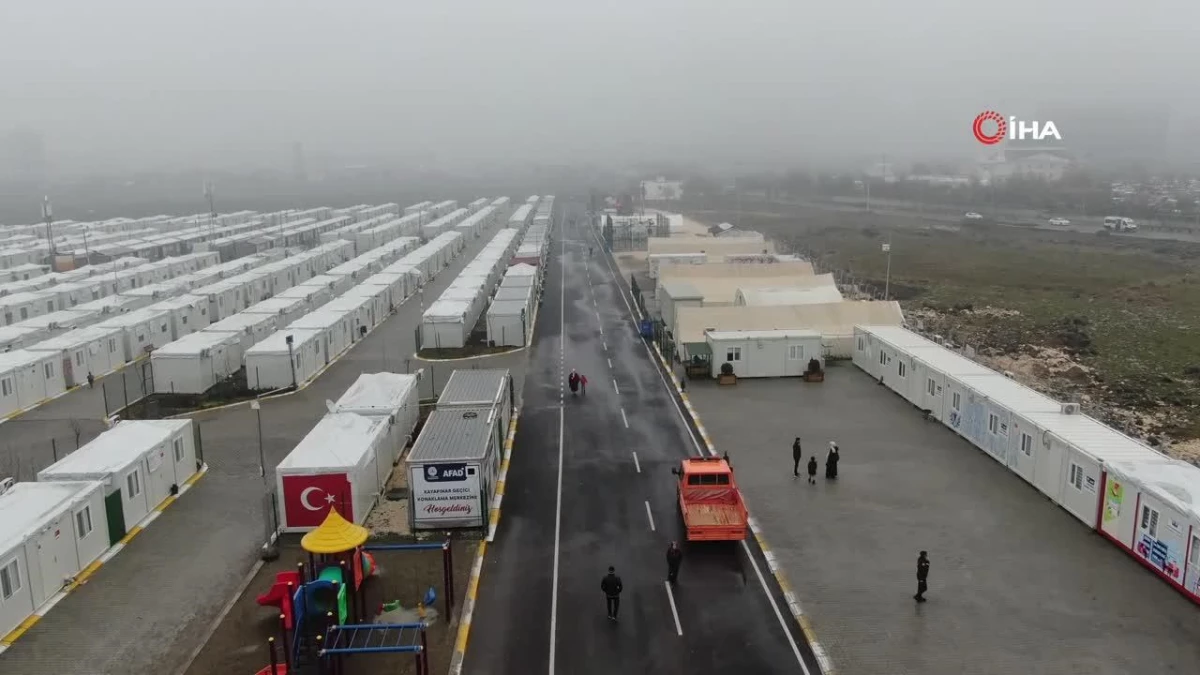 Diyarbakır\'da konteyner kentte kalan depremzedeler TOKİ konutlarına geçmeyi bekliyor