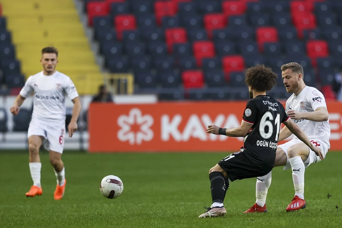 Gaziantep FK-Siltaş Yapı Pendikspor Maçı 2-2 Berabere Sonuçlandı