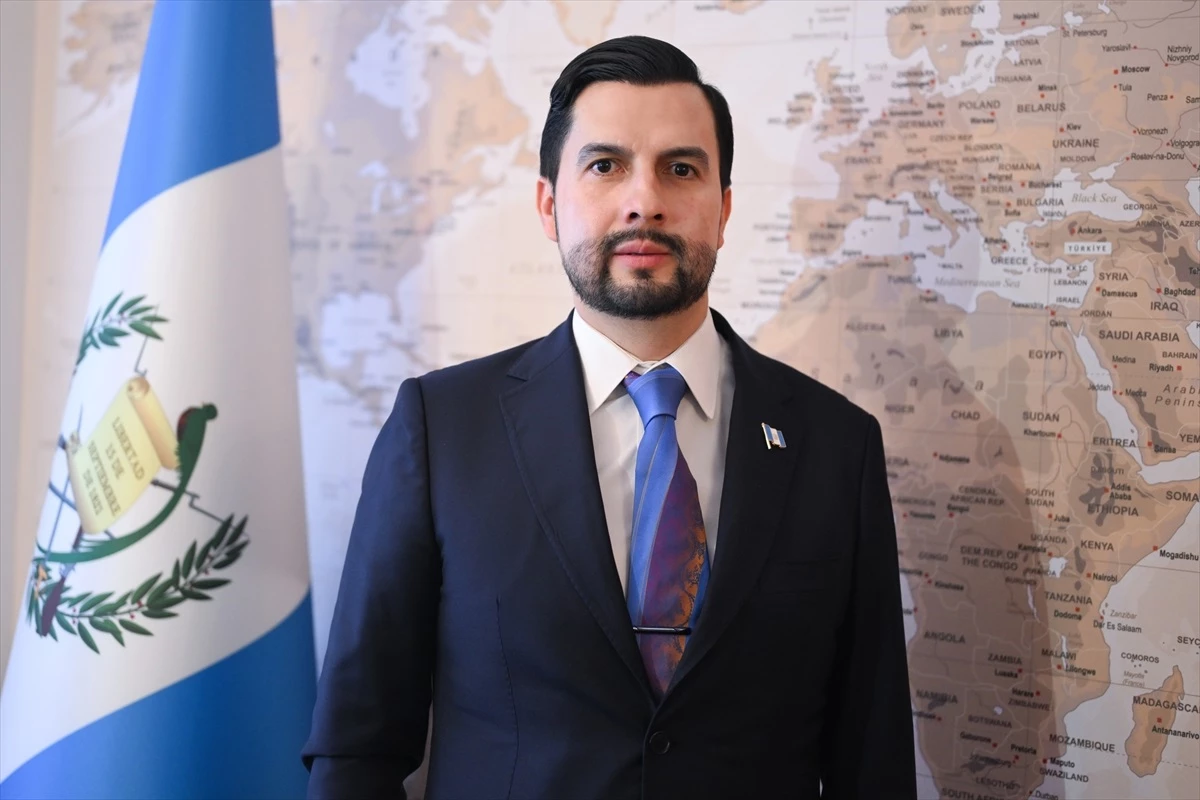 Guatemala Büyükelçisi AA\'nın Yılın Kareleri oylamasına katıldı