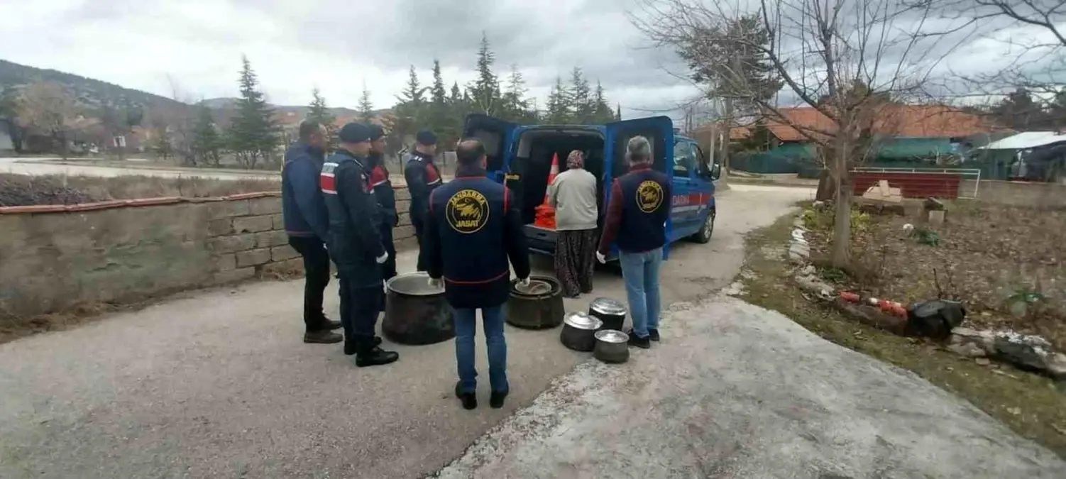 Isparta\'da Bakır Tencere Hırsızlığı Yapan 2 Şahıs Yakalandı