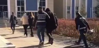 Kırşehir'de Fuhuş Operasyonu: 2'si Kadın 3 Şüpheli Gözaltına Alındı