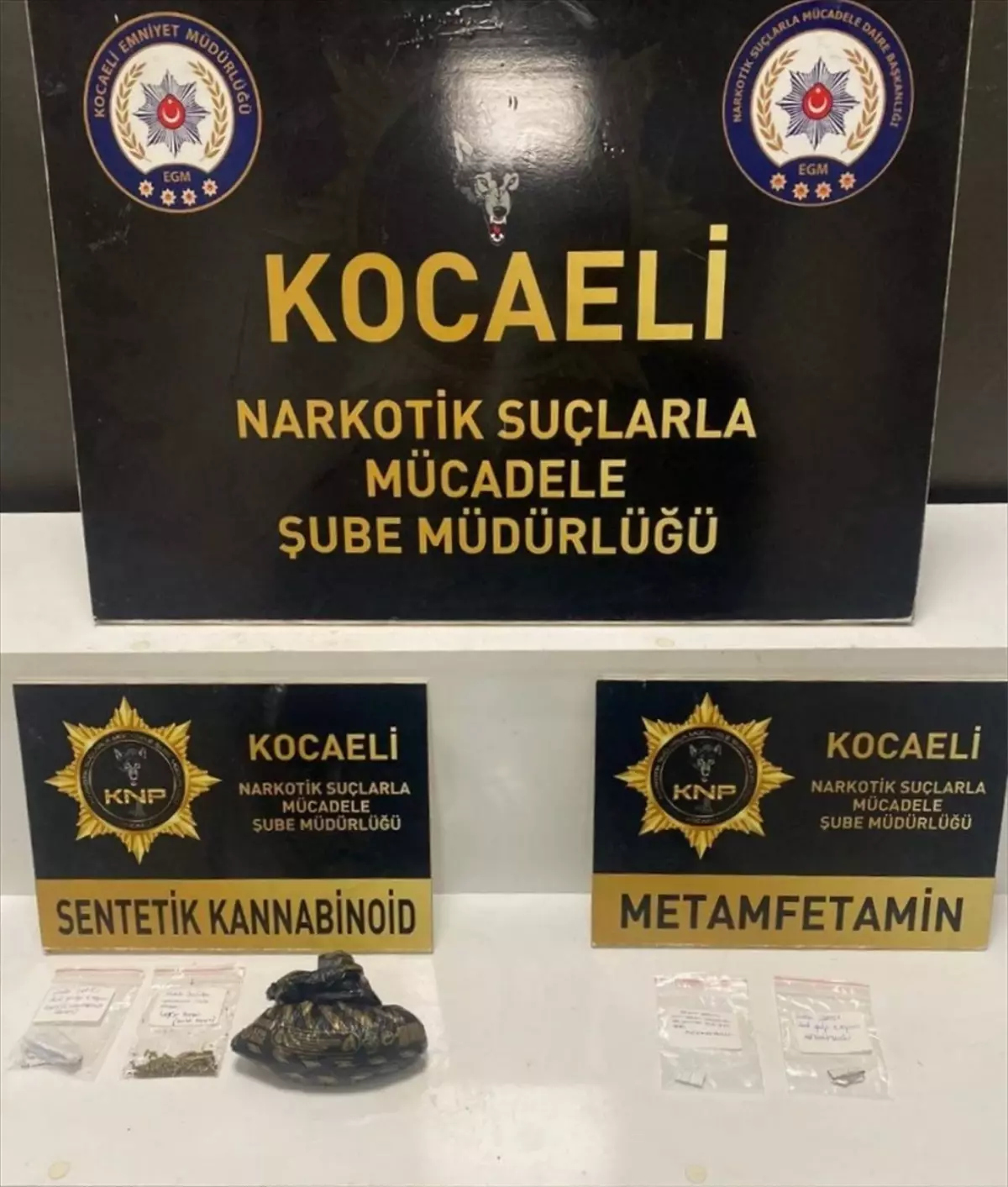 Kocaeli\'de Uyuşturucu Operasyonu: 2 Şüpheli Tutuklandı