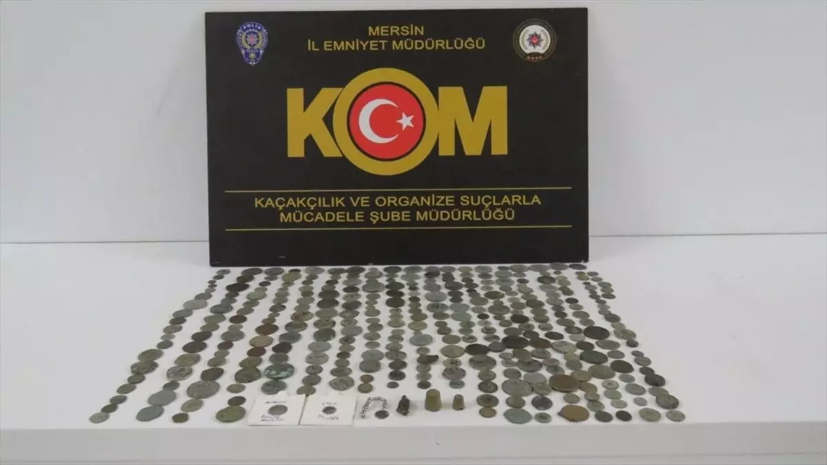Mersin\'de Tarihi Eser Operasyonu: 325 Sikke ve 4 Obje Ele Geçirildi
