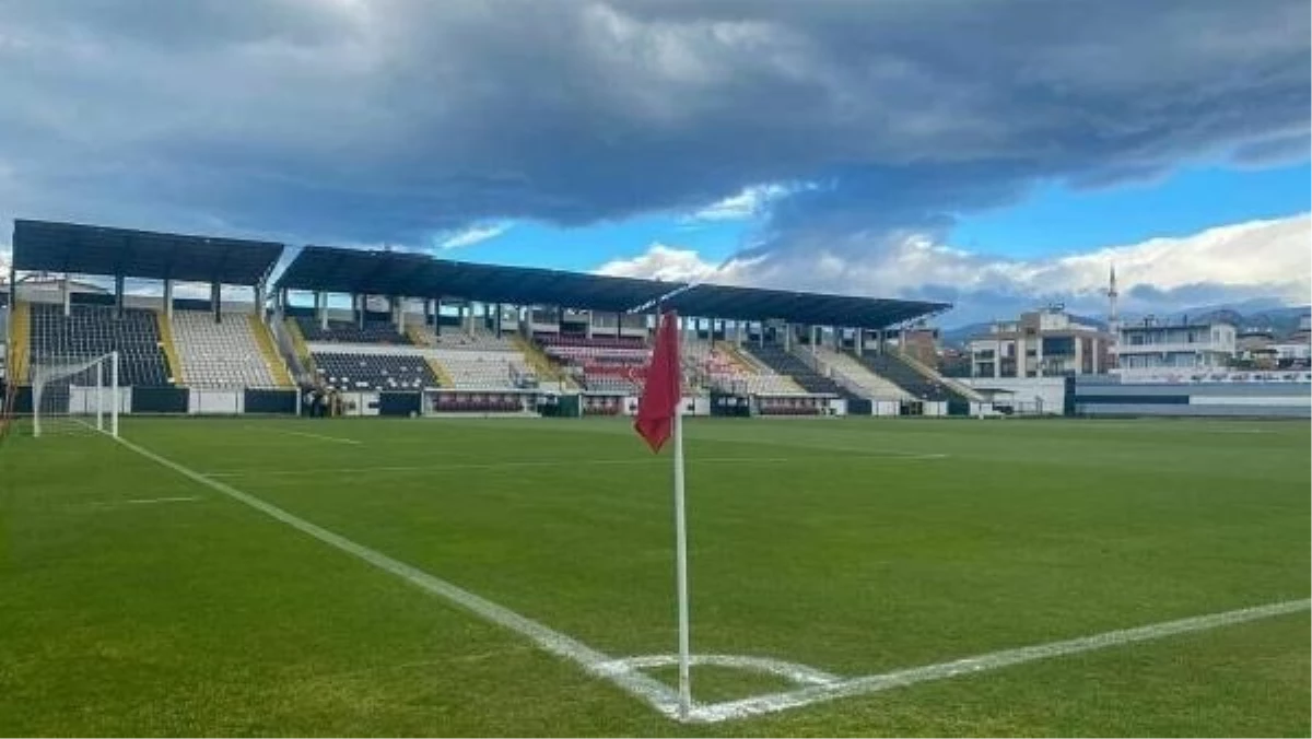 Efeler 09 SFK, Nazilli İlçe Stadı\'nda iç saha maçlarına devam edecek
