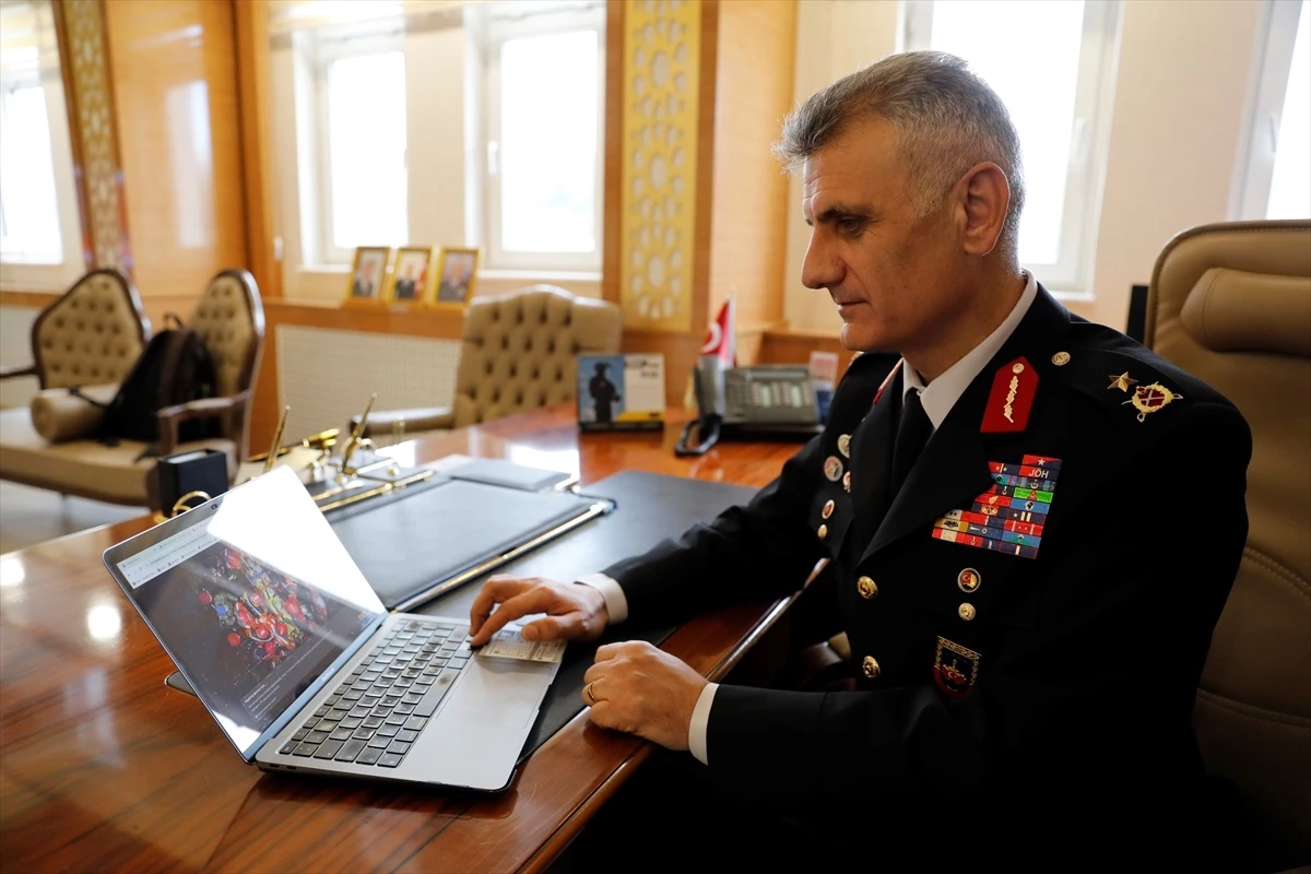 Samsun İl Jandarma Komutanı Tuğgeneral Mustafa Bakçepınar, Yılın Kareleri 2023 oylamasına katıldı