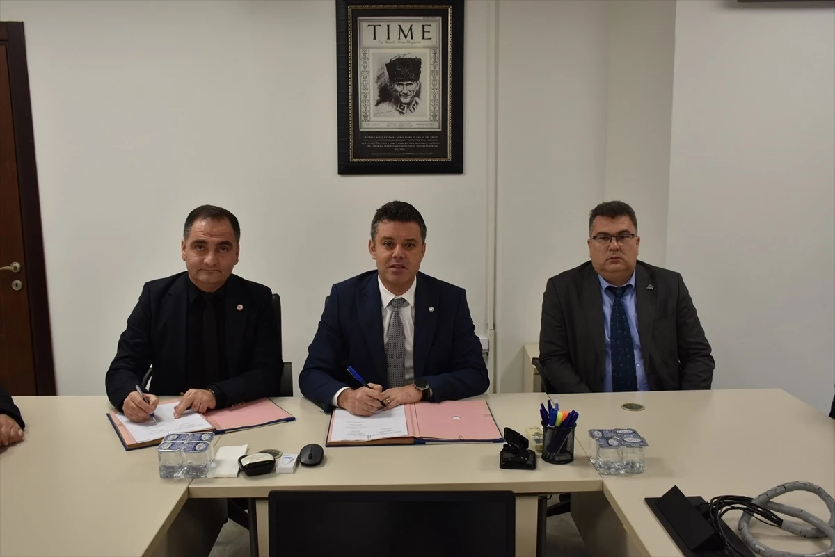 Çorlu Belediyesi ve Tüm Yerel-Sen Arasında Sosyal Denge Sözleşmesi İmzalandı