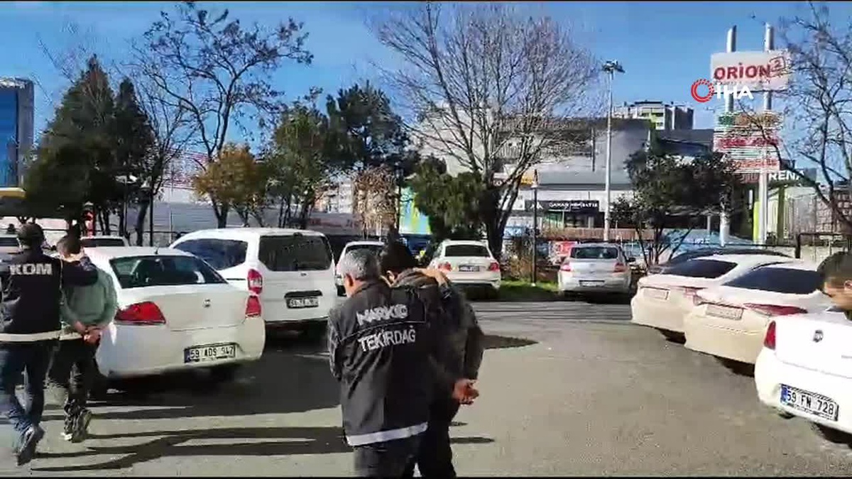 Uyuşturucu Satıcısının İfşa Ettiği Kişilere Operasyon: 12 Gözaltı