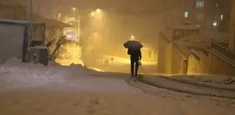 Hakkari Yüksekova'da Kar Kalınlığı 40 Santimetreye Ulaştı