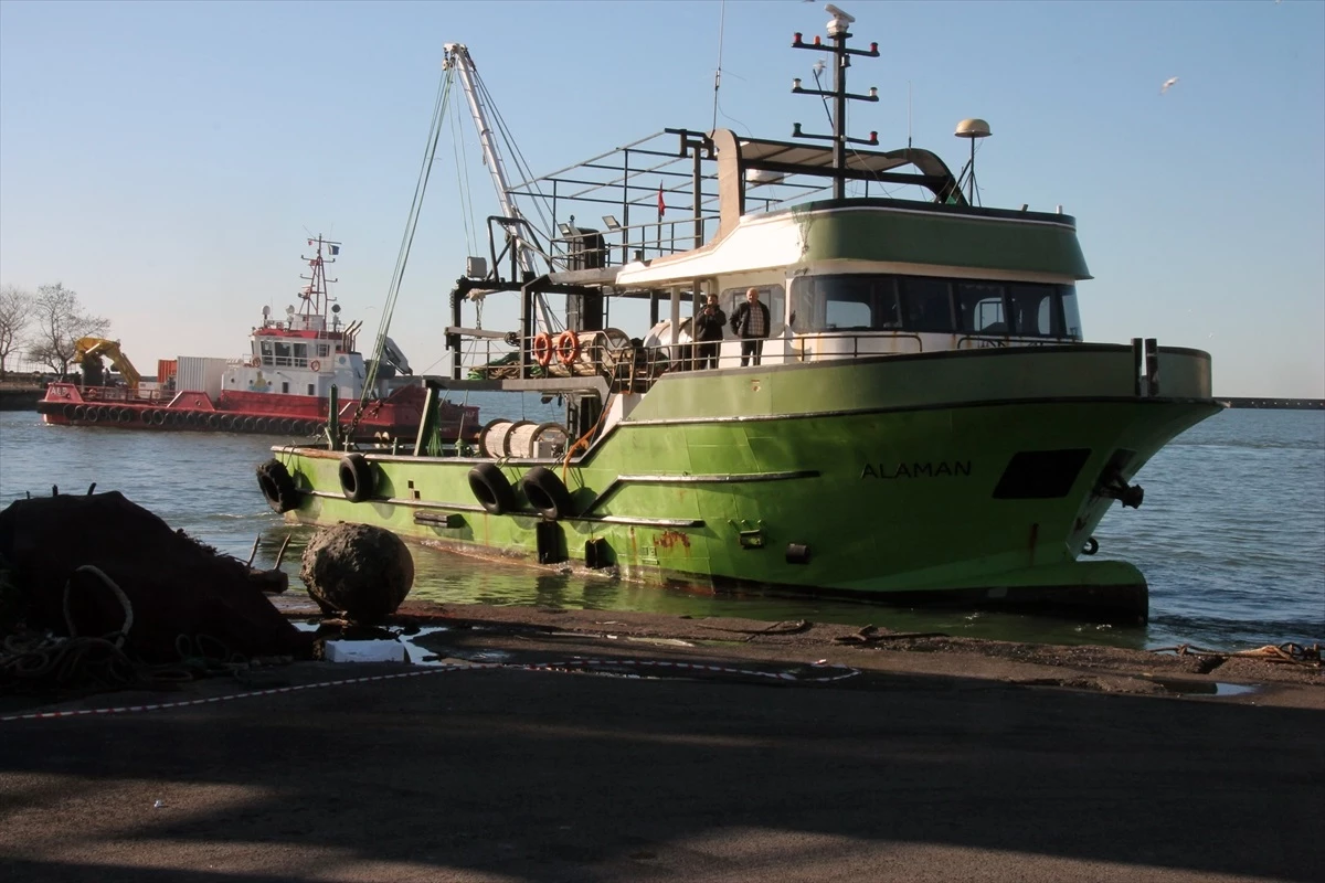 Zonguldak\'ta balıkçıların ağına deniz mayını takıldı