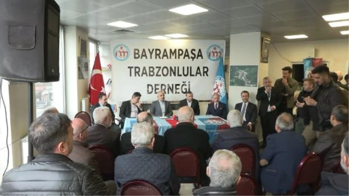 Ulaştırma ve Altyapı Bakanı Abdulkadir Uraloğlu Trabzonlular Derneği\'ni ziyaret etti