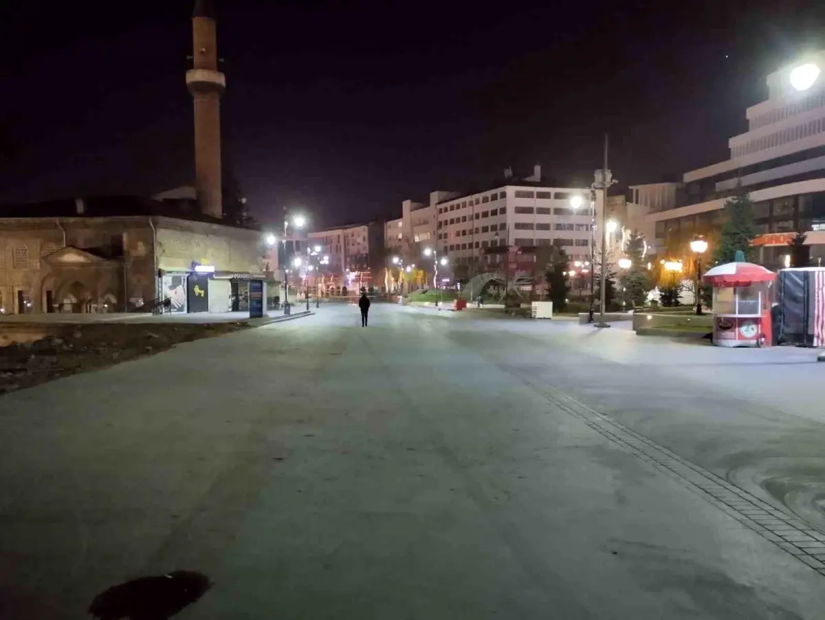 Bolu\'da meydana gelen depremde oyun yayını yapan vatandaş yakalandı