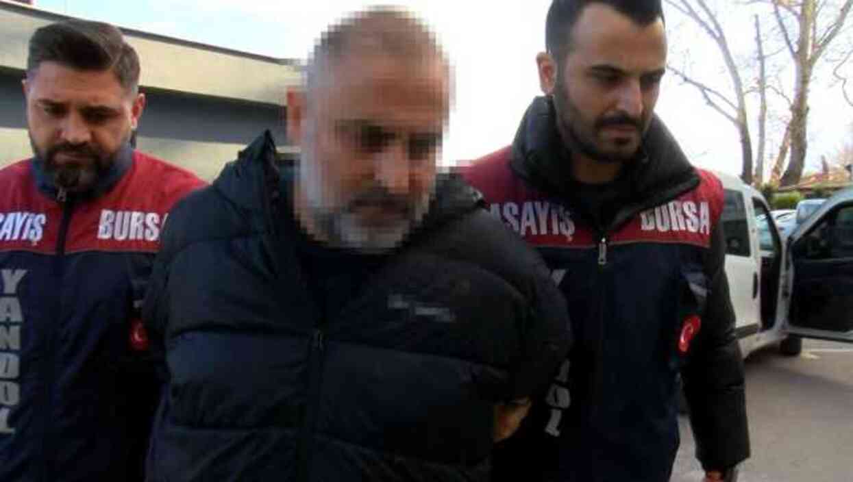 Hala bu yalanlara inanlar var! Kuyumcu, 'Yavru' sistemiyle 500 milyon liralık vurgun yaptı Hala bu yalanlara inanlar var! Kuyumcu, 'Yavru' sistemiyle 500 milyon liralık vurgun yaptı