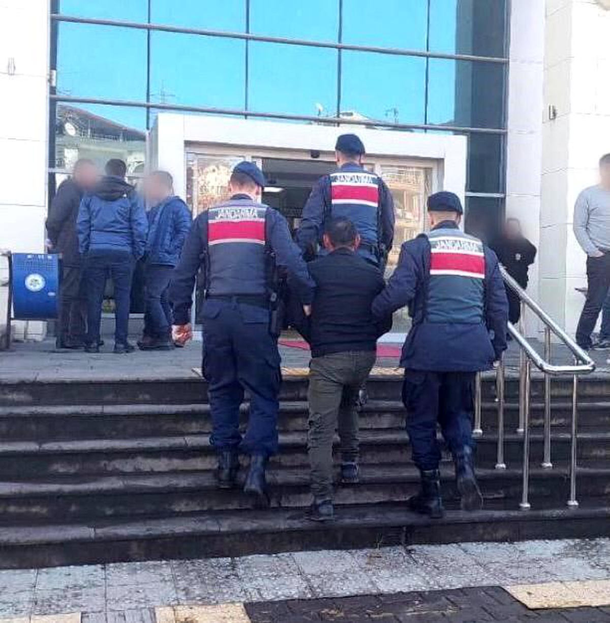 Zonguldak\'ta aranan iki zanlı yakalandı