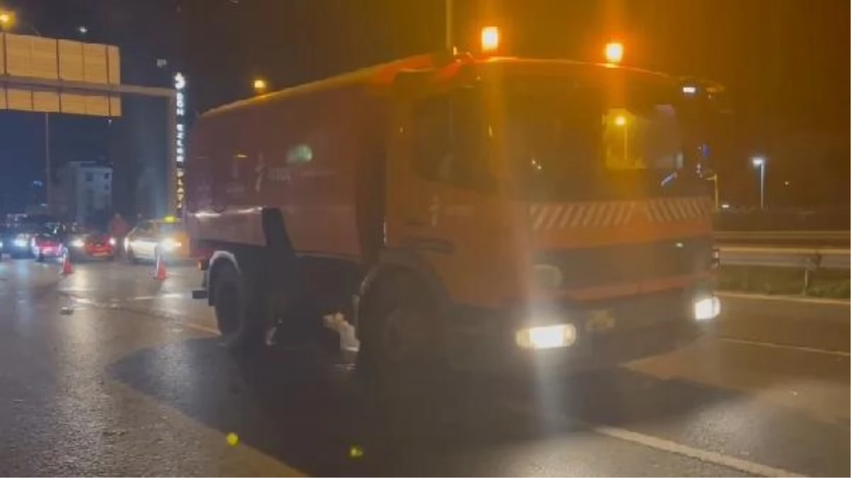 Maltepe\'de motosiklet kazası: Sürücü ağır yaralandı
