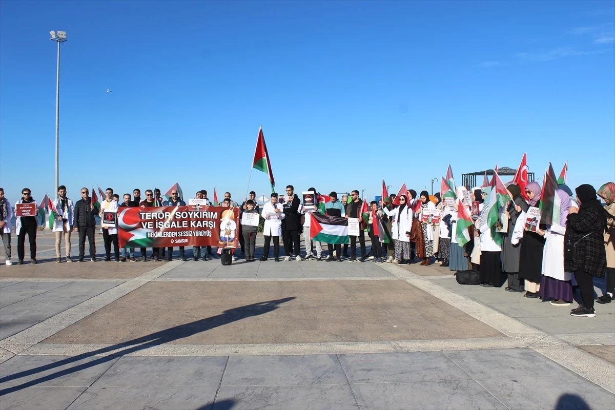OMÜ Tıp Fakültesi Öğrencileri İsrail\'in Gazze\'ye Yönelik Saldırıları Protesto Etti