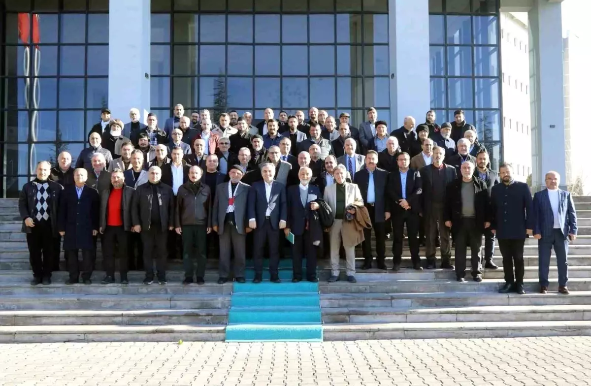 ERÜ Rektörü Prof. Dr. Fatih Altun, Kayseri Gönüllü Kültür Kuruluşlarıyla Bir Araya Geldi