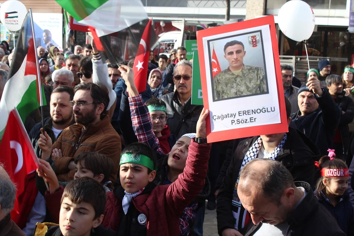 Trabzon ve Ordu\'da düzenlenen yürüyüşlerle İsrail protesto edildi