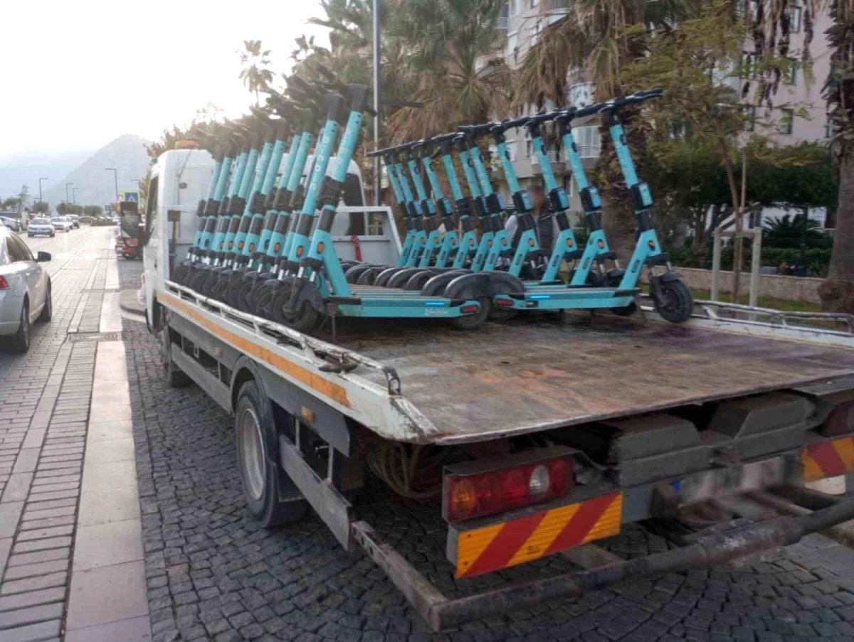 Antalya\'da 325 elektrikli scooter trafikten men edildi