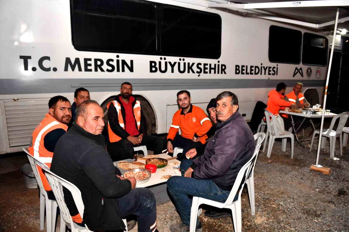 Mersin Büyükşehir Belediyesi, atıl durumdaki otobüsleri yeniden dizayn ederek \'Mobil Yaşam Otobüsleri\' oluşturdu