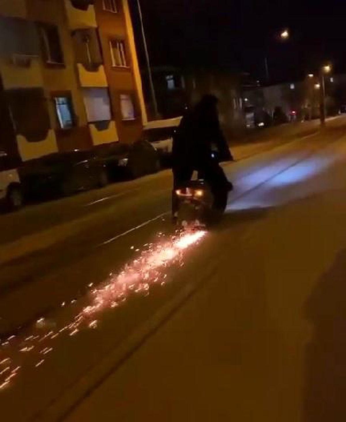 Eskişehir\'de Tehlikeli Elektrikli Bisiklet Hareketleri