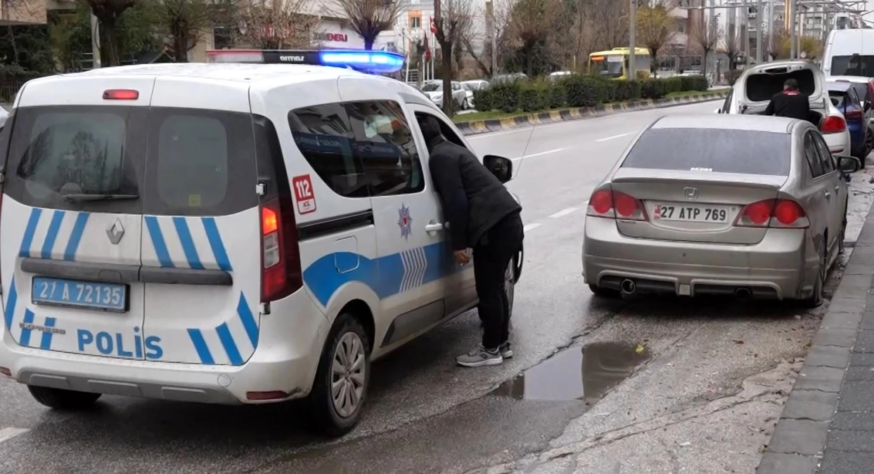 Gaziantep\'te yüzlerce aracın lastiğini kesen şahıs yakalandı