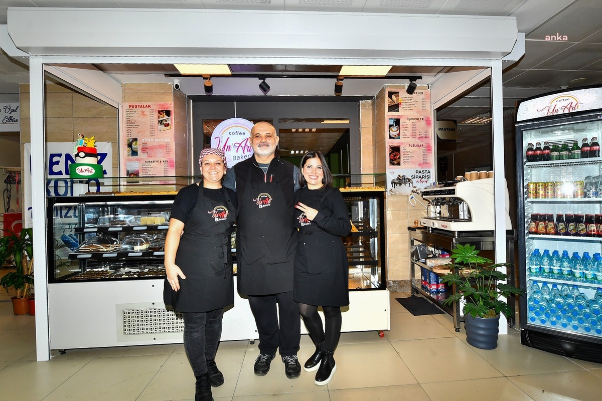 İzmir Büyükşehir Belediyesi Meslek Fabrikası\'ndan eğitim alan kursiyerler birlikte iş kuruyor