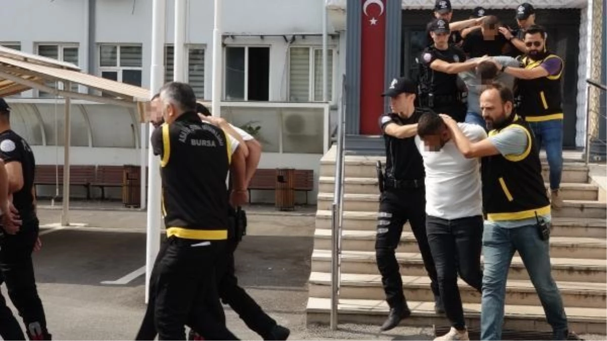 Bursa\'da gece kulübü güvenlik görevlisinin öldürülmesi davasında kuzenin avukatı savunma yaptı