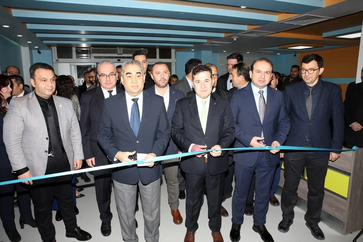 Aydın Adnan Menderes Üniversitesi Hastanesinde Yeni Kemoterapi Ünitesi Açıldı