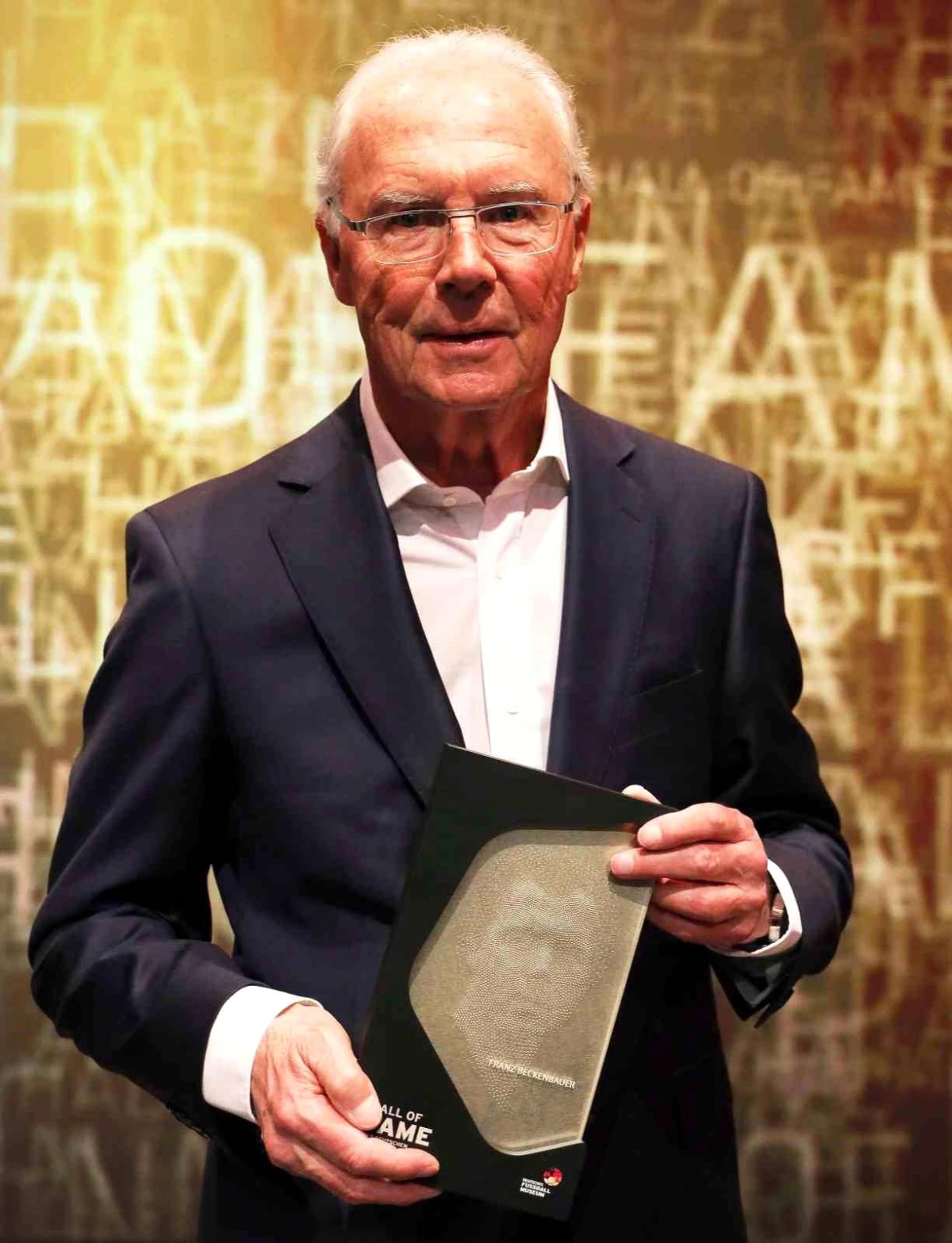 Alman futbolunun efsanesi Franz Beckenbauer, 78 yaşında hayatını kaybetti