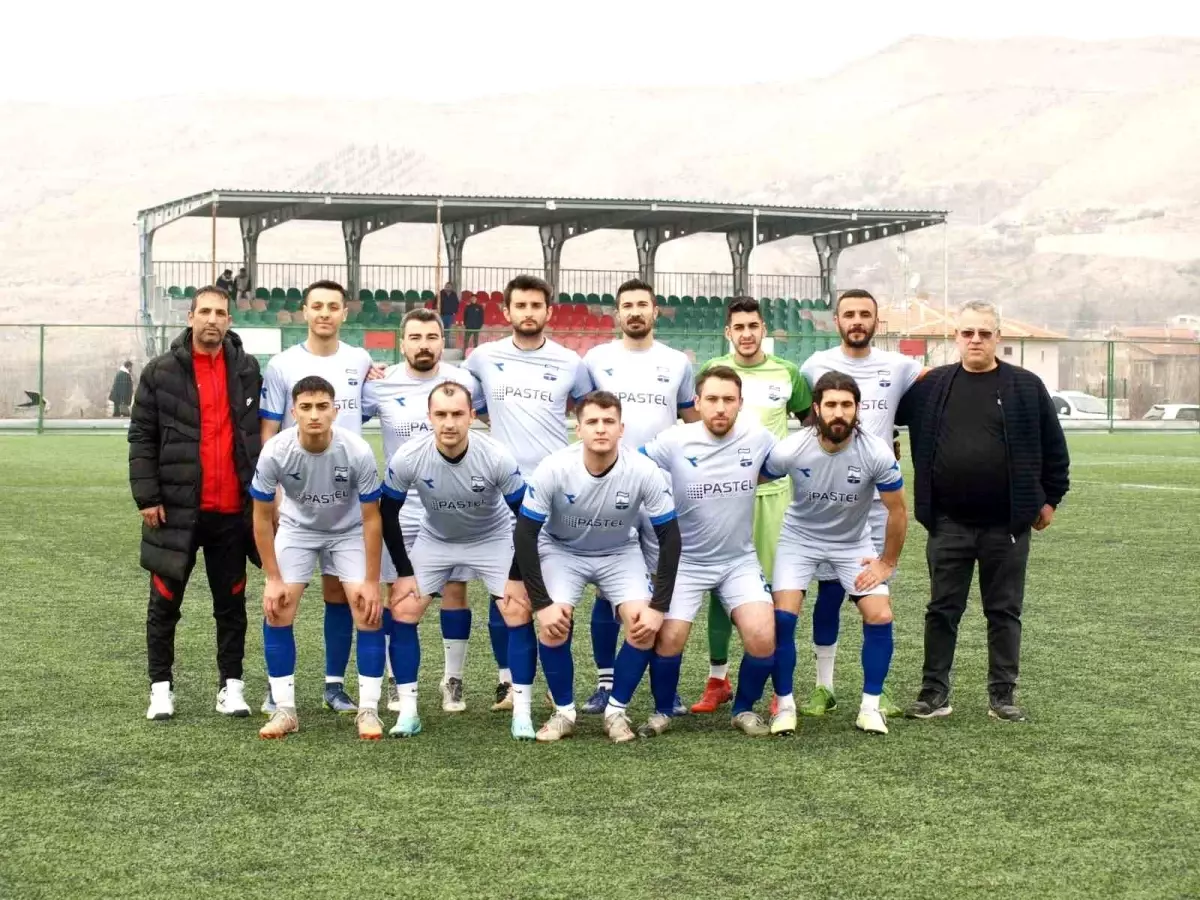 Amaratspor, Yahyalı Gençlerbirliği\'ni 4-2 yenerek liderliğini sürdürdü