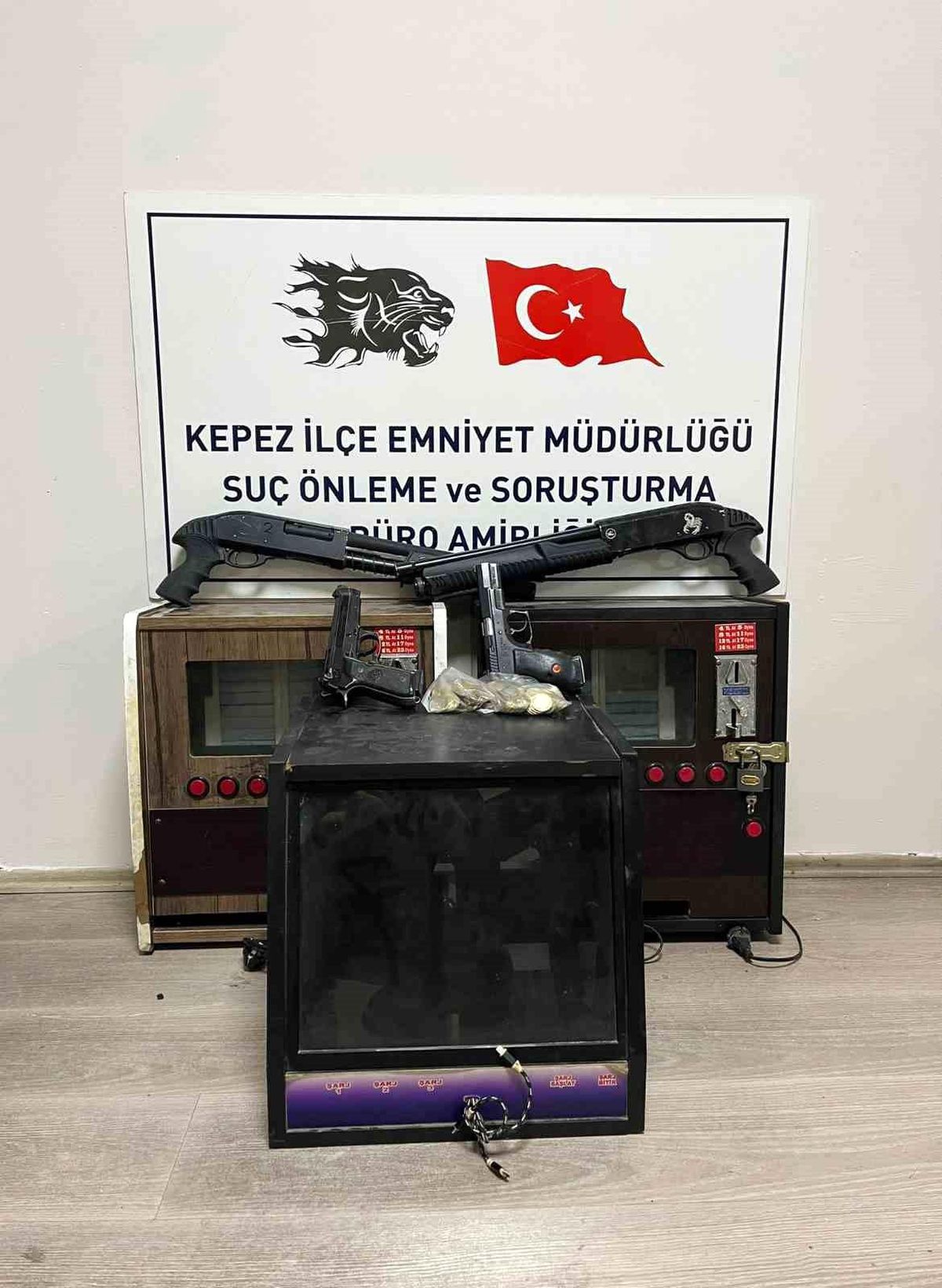 Antalya\'da yapılan asayiş denetiminde 151 zanlı tutuklandı