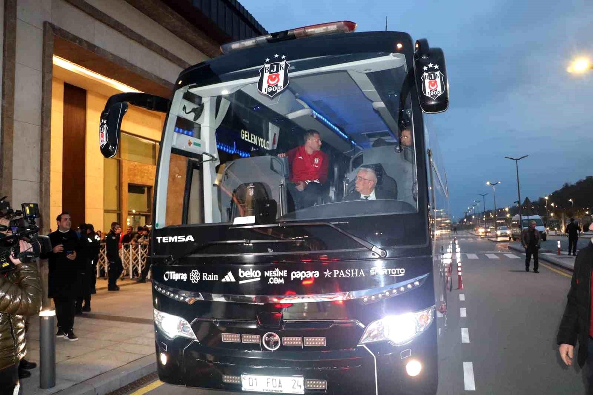 Beşiktaş, Çaykur Rizespor maçı için Rize\'ye geldi